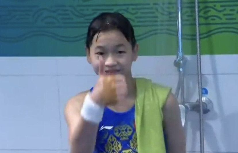 神圣的修女和黄色内裤
